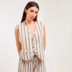 Breeches Vintage Made In USA 100% Linen Women’s Striped Fitted Vest Size Medium